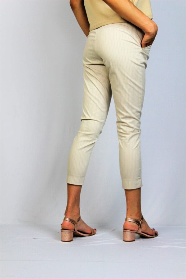 Бежов панталон райе - Image 9