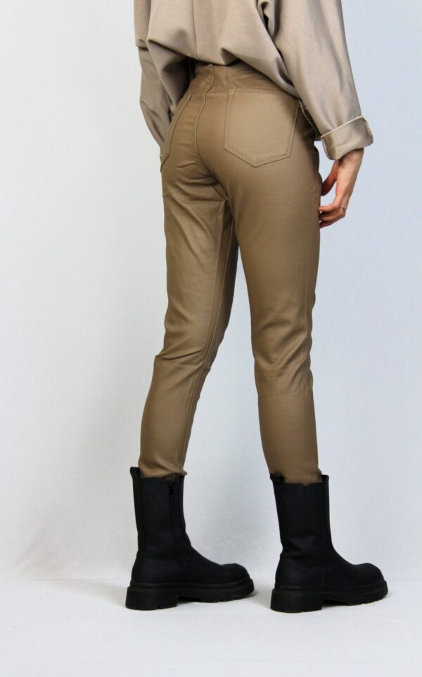 Кожен панталон тъмно бежово - Image 7