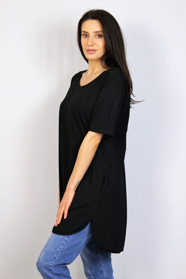 Памучна туника с джобове черна - Image 7