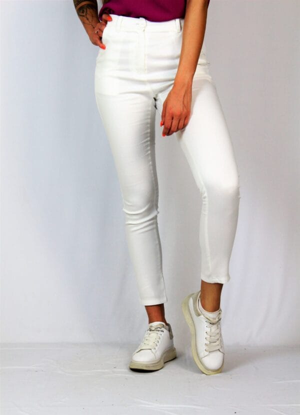 Панталон с италиански джоб бял - Image 10