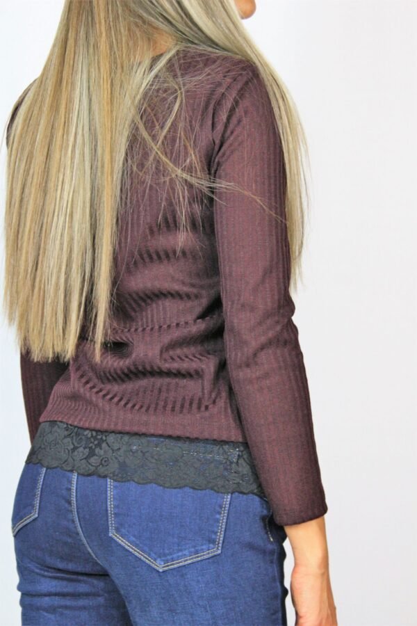 Блуза рипс с дантела бургунд - Image 5
