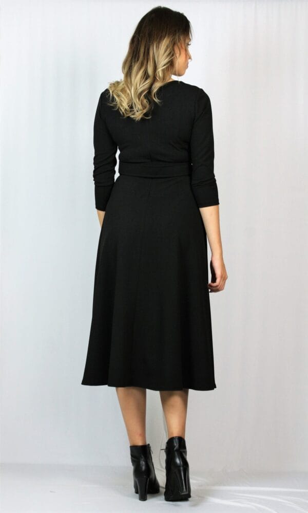 Рокля с колан черна - Image 6