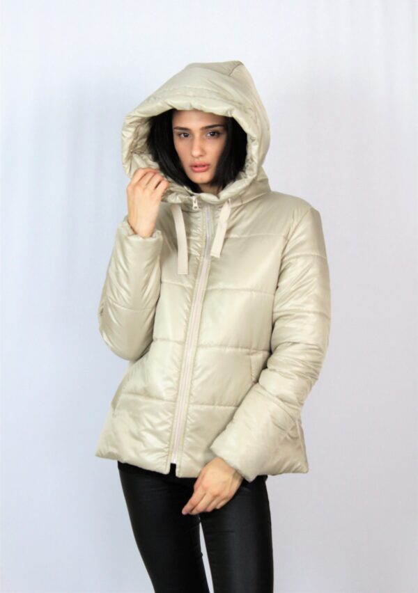 Яке с качулка бежово - Image 5