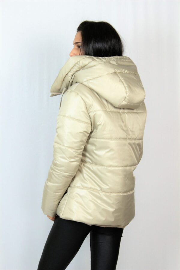 Яке с качулка бежово - Image 7