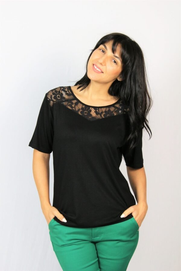 Блуза с платка дантела - Image 4