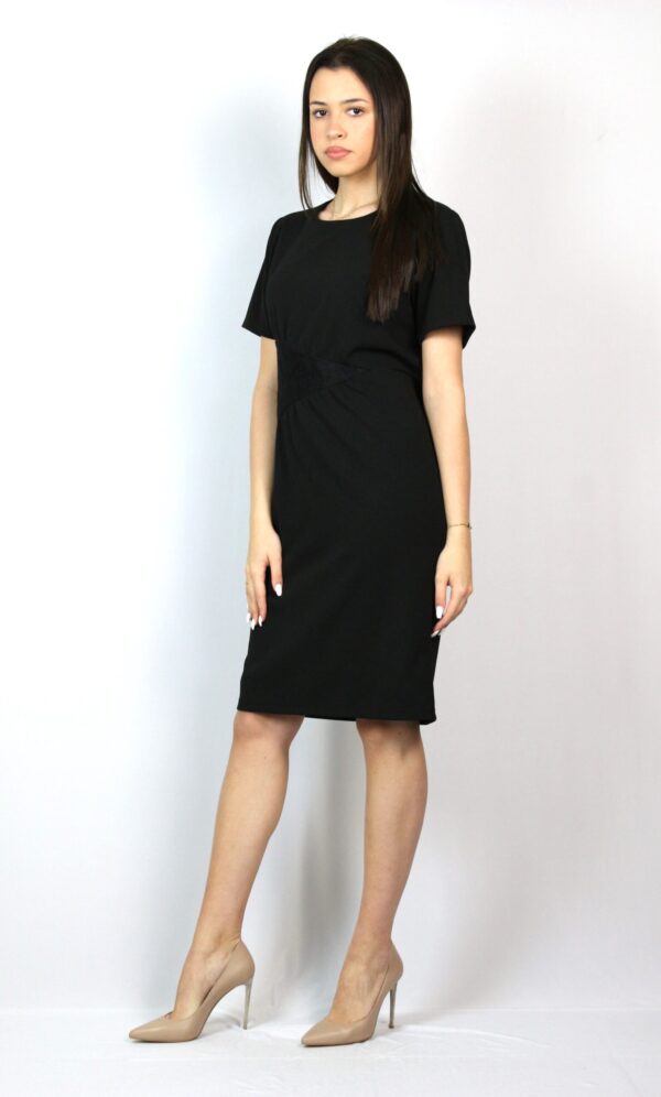 Рокля с дантелен триъгълник черна - Image 3